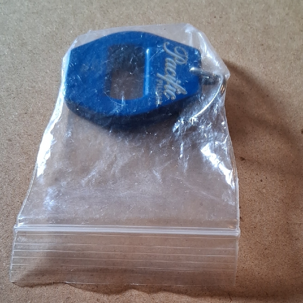 Pacific Pilsner Blue Bottle Opener Keychain - Picture 4 of 6